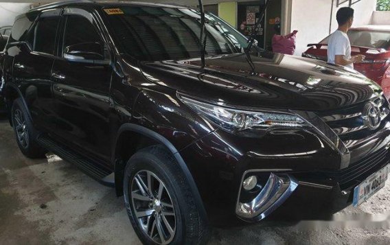 Selling Brown Toyota Fortuner 2018 Automatic Diesel at 28500 km 