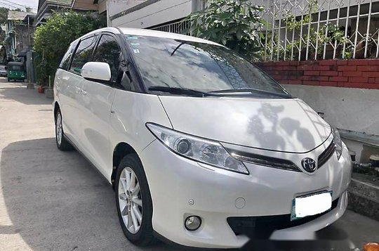 Selling Toyota Previa 2013 Automatic Gasoline 