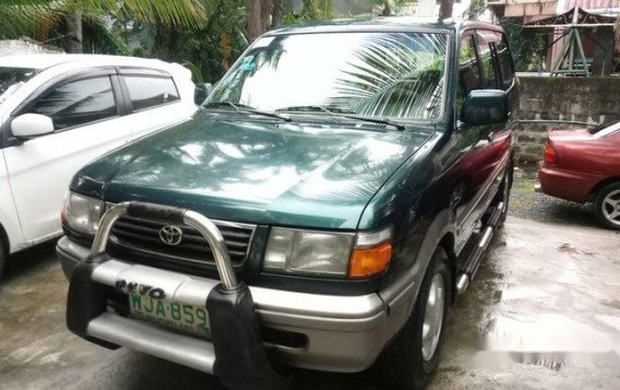 Green Toyota Revo 1999 for sale in Valenzuela