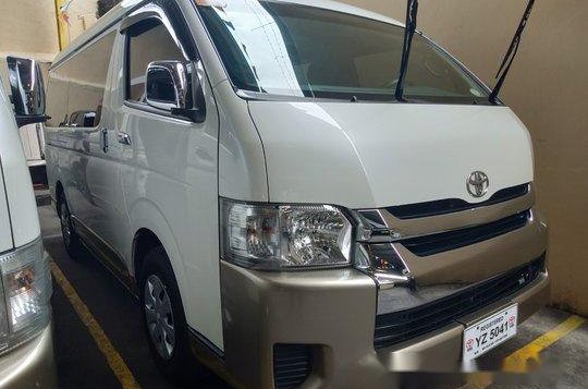 Selling White Toyota Hiace 2016 Manual Diesel-1