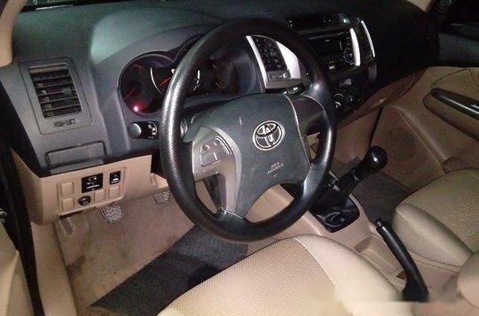Selling Black Toyota Hilux 2015 in Bulacan-10