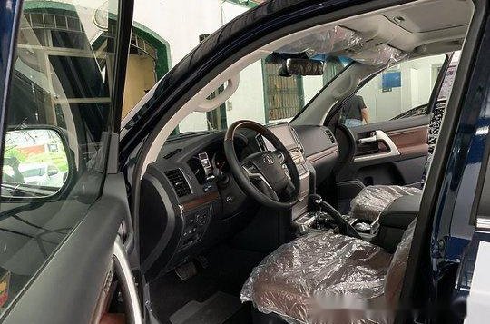 Blue Toyota Land Cruiser 2019 for sale in Quezon City -8