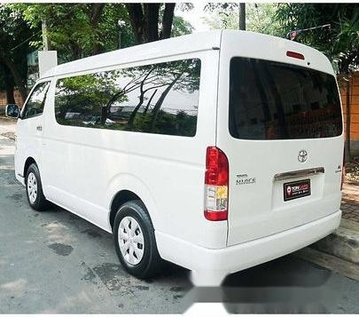 Selling Toyota Hiace 2015 Automatic Diesel-4