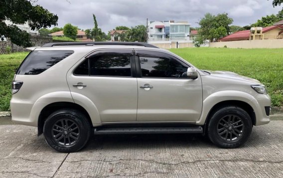 Selling Beige Toyota Fortuner 2015 at 39341 km -1