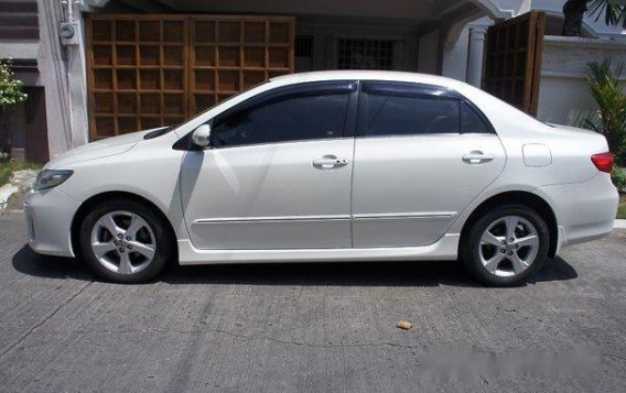 Sell 2012 Toyota Corolla Altis in Paranaque-2