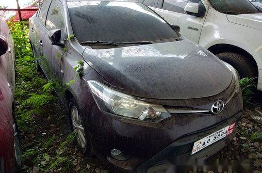 Selling Red Toyota Vios 2017 Manual Gasoline