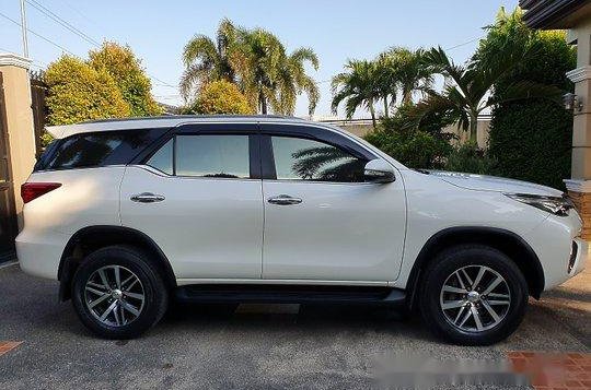 Toyota Fortuner 2016 Automatic Diesel for sale-4