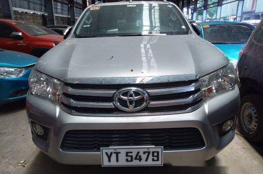 Selling Silver Toyota Hilux 2016 Automatic Diesel -1