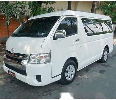 Selling Toyota Hiace 2015 Automatic Diesel-2