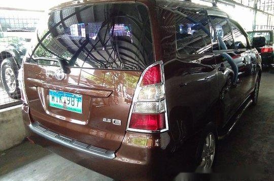 Selling Brown Toyota Innova 2014 in Marikina -2