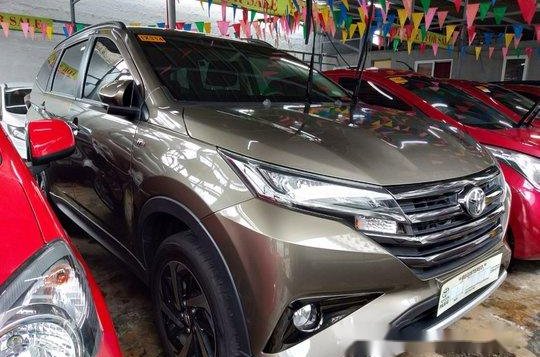 Brown Toyota Rush 2018 for sale in Quezon City 