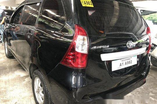 Selling Black Toyota Avanza 2018 in Quezon City -2