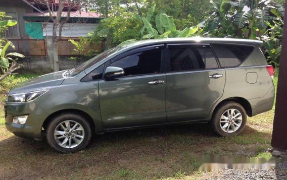 Selling Toyota Innova 2017 at 17000 km 