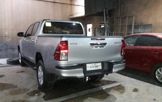 Selling Silver Toyota Hilux 2016 Manual Diesel-8