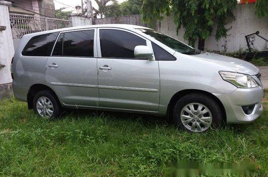 Silver Toyota Innova 2014 for sale in Pasig-1