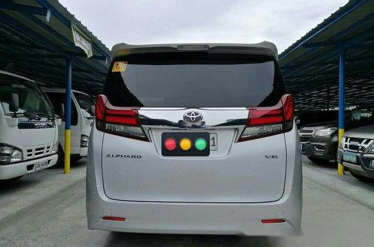 Silver Toyota Alphard 2018 for sale in Parañaque-7