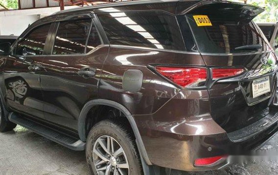 Brown Toyota Fortuner 2018 for sale in Quezon City -3