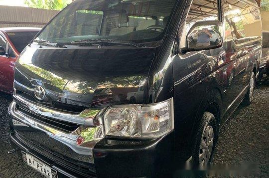 Black Toyota Hiace 2018 at 1900 km for sale-2