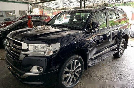 Blue Toyota Land Cruiser 2019 for sale in Quezon City -1