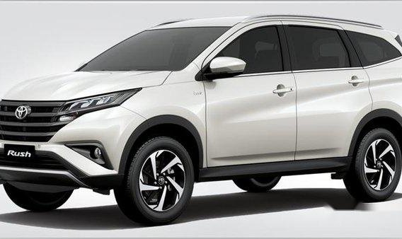 Selling Toyota Rush 2019 Automatic Gasoline -1