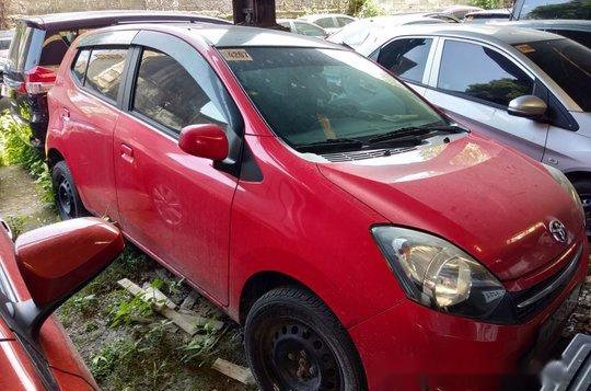 Selling Red Toyota Wigo 2016 Manual Gasoline at 7000 km 