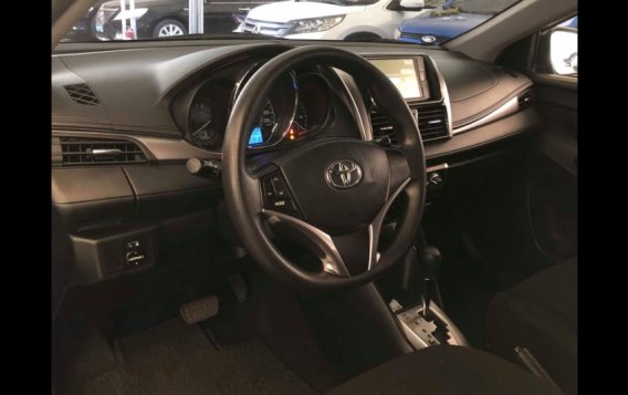 Selling 2017 Toyota Vios Sedan in Makati -7