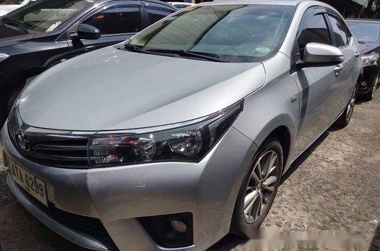 Selling Silver Toyota Corolla Altis 2015 at 8000 km -1