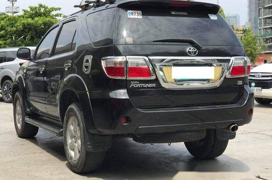 Sell Black 2009 Toyota Fortuner in Makati -4