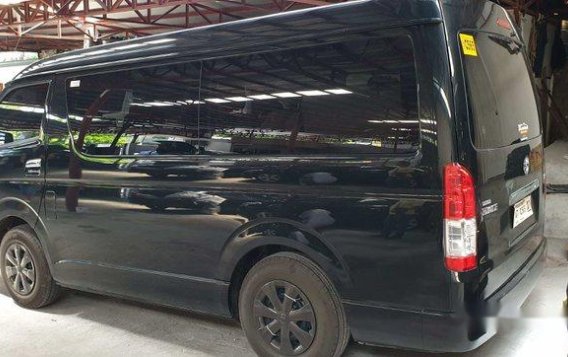 Selling Black Toyota Hiace 2018 Manual Diesel -4