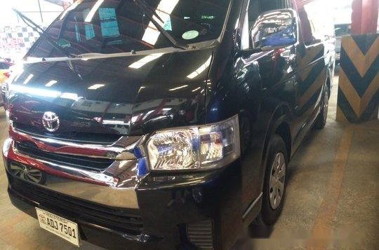 Selling Black Toyota Hiace 2016 at 11000 km-2