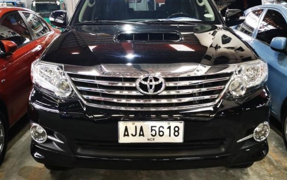 Selling Black Toyota Fortuner 2015 in Manila 