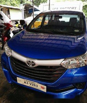 Blue Toyota Avanza 2018 at 7800 km for sale -3