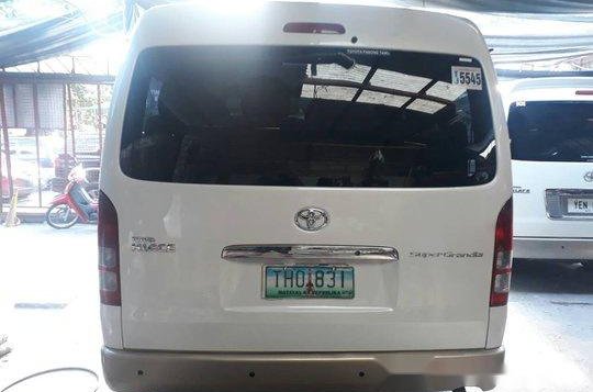 Sell White 2011 Toyota Hiace in Parañaque-3