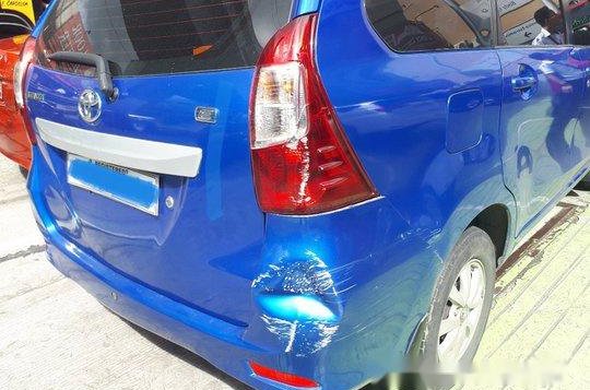 Selling Blue Toyota Avanza 2016 in Marikina-2