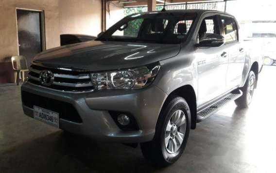 Sell Silver 2016 Toyota Hilux Manual Diesel at 47000 km -1