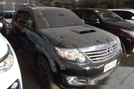 Selling Black Toyota Fortuner 2015 Automatic Diesel -6