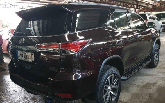 Selling Brown Toyota Fortuner 2018 Automatic Diesel at 28500 km -2