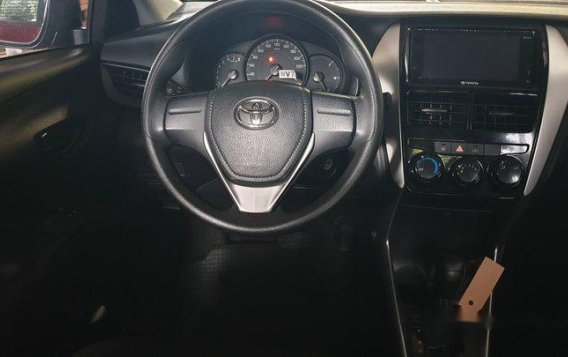 Selling Red Toyota Vios 2018 Automatic Gasoline -5