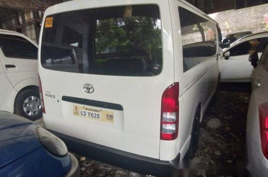 White Toyota Hiace 2018 Manual Diesel for sale-3