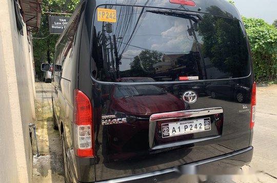 Sell Black 2018 Toyota Hiace at 6000 km -5