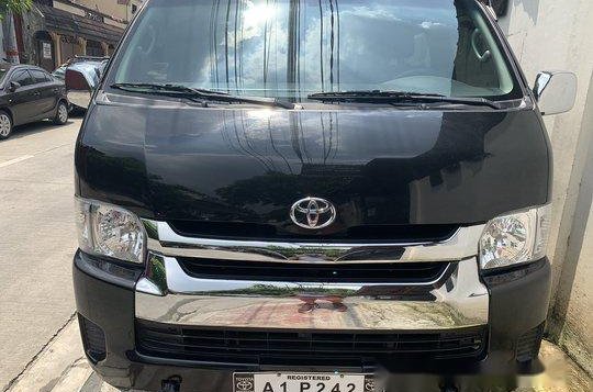 Sell Black 2018 Toyota Hiace at 6000 km -1