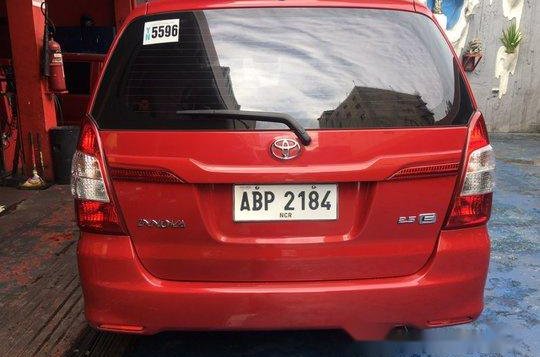 Selling Red Toyota Innova 2016 Automatic Diesel at 42186 km -2