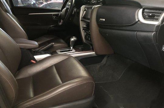 Selling Brown Toyota Fortuner 2018 at 27000 km -4
