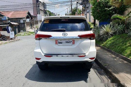 White Toyota Fortuner 2017 at 23000 km for sale -3