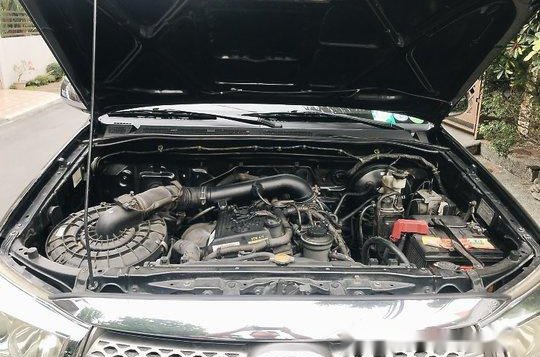 Black Toyota Fortuner 2009 Automatic Gasoline for sale -18