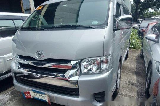 Silver Toyota Hiace 2018 at 17000 km for sale-4