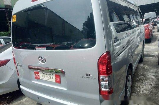 Silver Toyota Hiace 2018 at 17000 km for sale-5