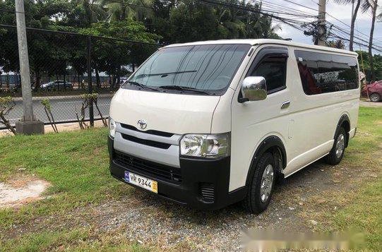 Selling Toyota Hiace 2016 Manual Diesel-1