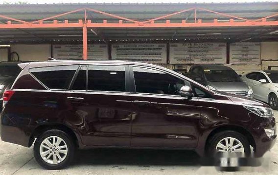 Brown Toyota Innova 2018 Automatic for sale -5