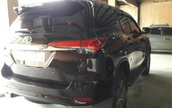 Brown Toyota Fortuner 2018 Automatic Diesel for sale-3